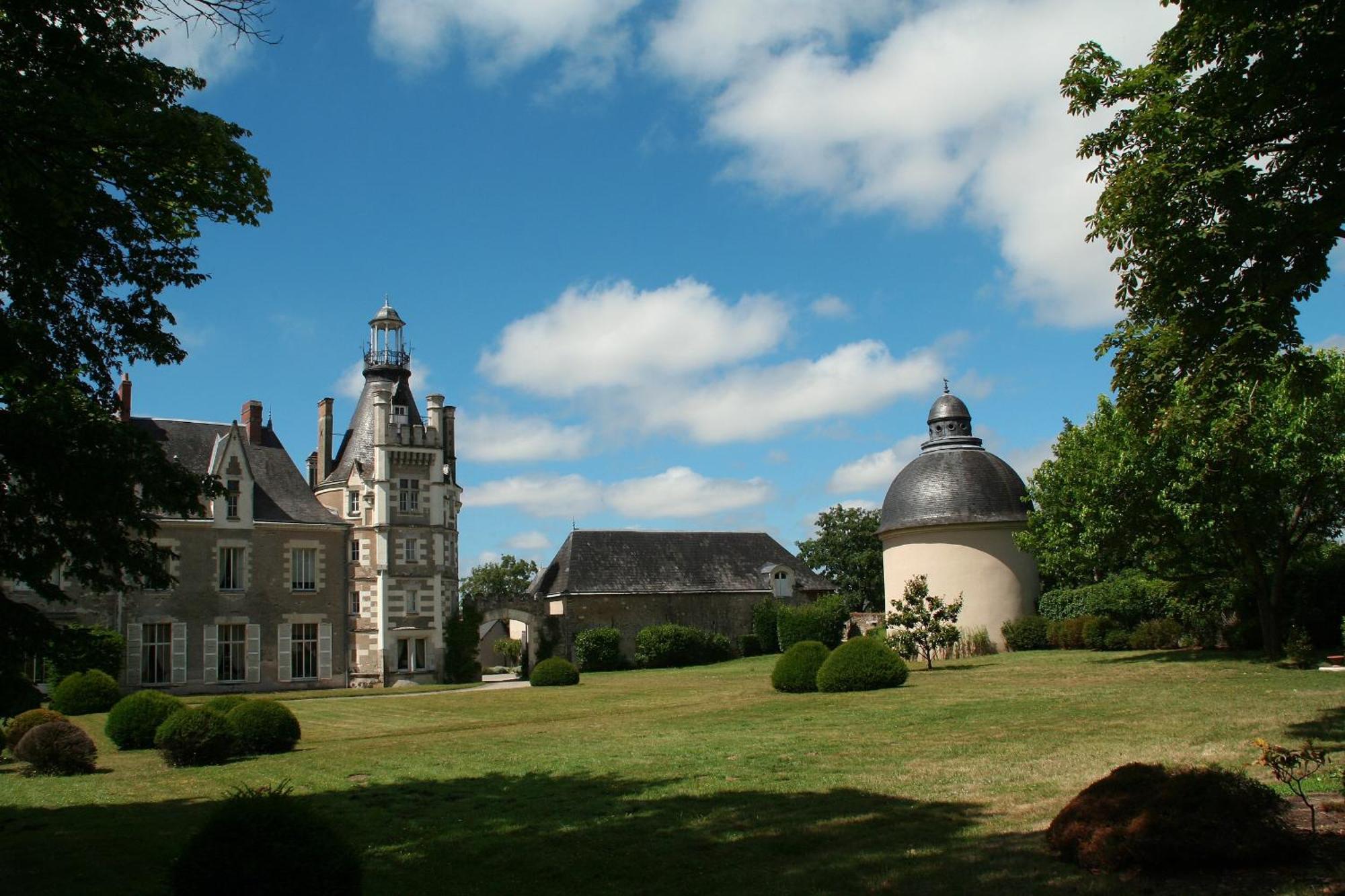 Chateau De Thouare Zewnętrze zdjęcie